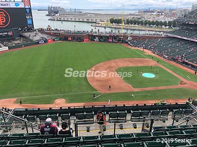 Section 325 at Oracle Park 